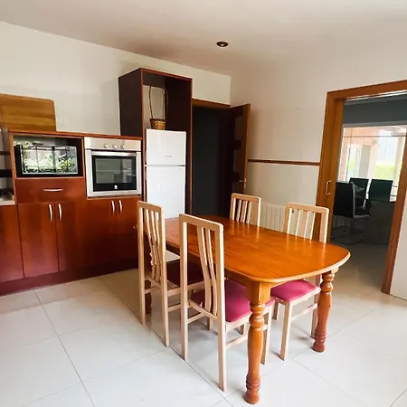 Feriehus Casa Grande Con Piscina Familias